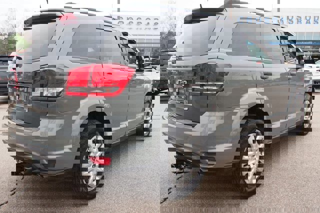 Used 2019 Dodge Journey SE image 5