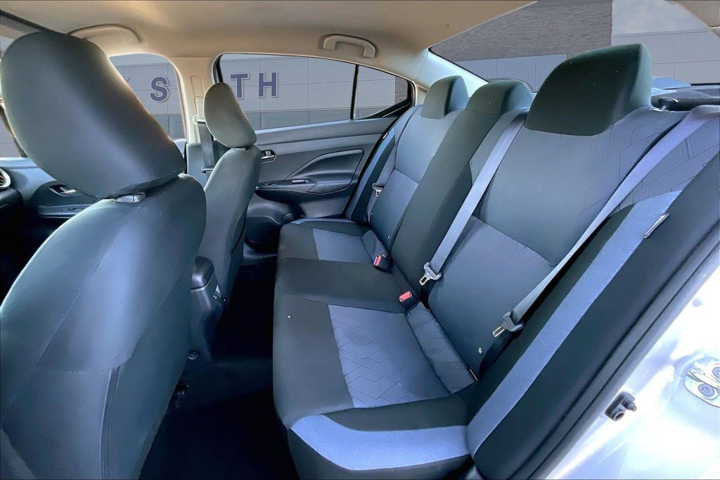 Used 2025 Nissan Versa SV FWD image 22