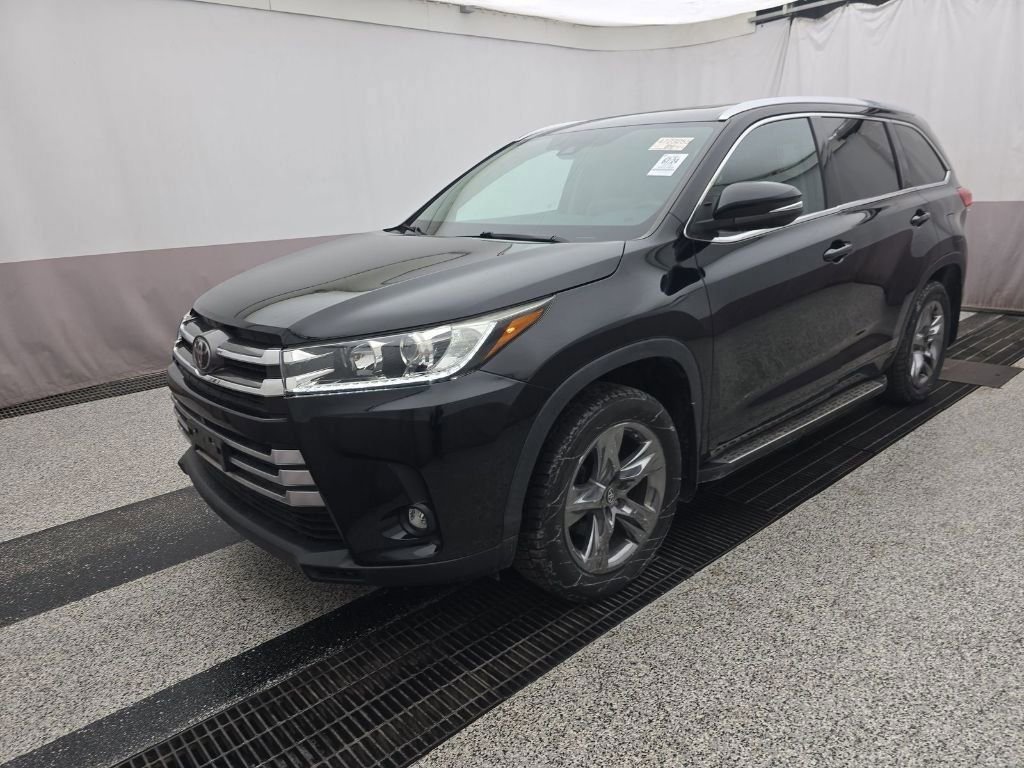 Used 2019 Toyota Highlander Limited image 3