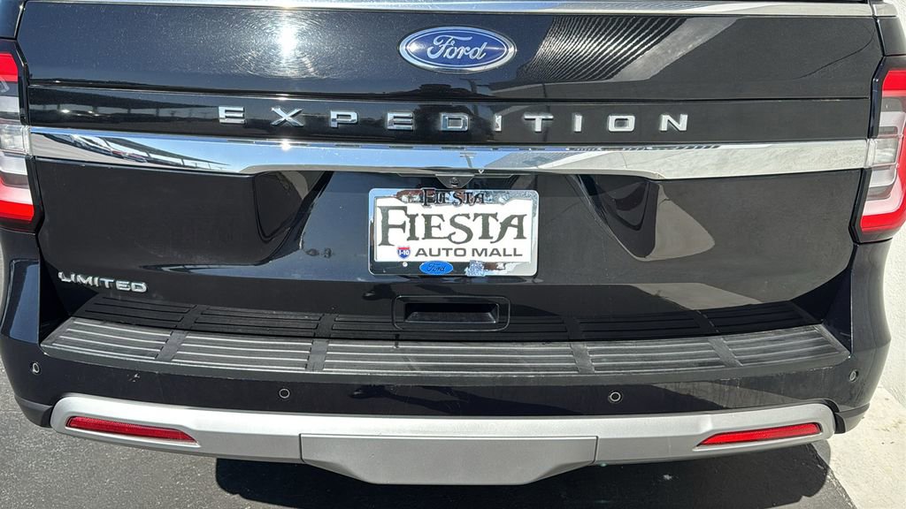Certified 2023 Ford Expedition Limited image 7