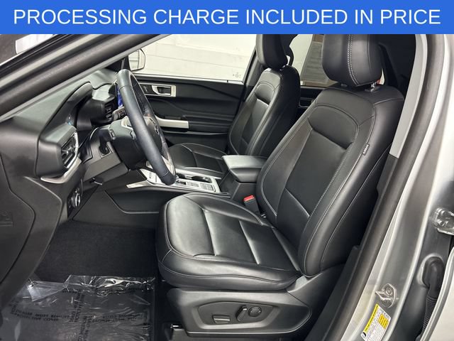 Certified 2023 Ford Explorer XLT w/ Equipment Group 202A RWD image 3