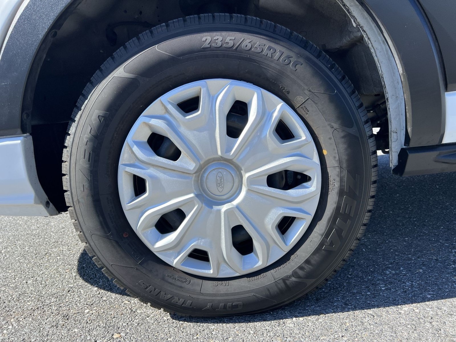 Certified 2023 Ford Transit 350 XLT RWD image 12