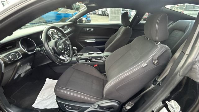 Certified 2022 Ford Mustang GT w/ Black Accent Package image 15