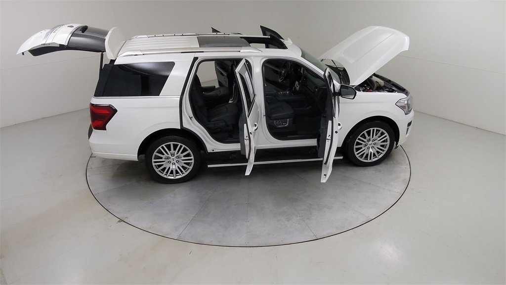 Certified 2023 Ford Expedition Platinum image 56