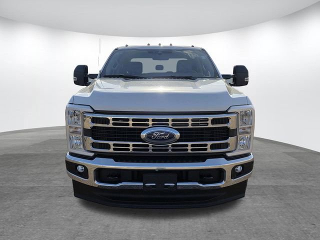 Certified 2025 Ford F350 XLT w/ FX4 Off-Road Package image 7