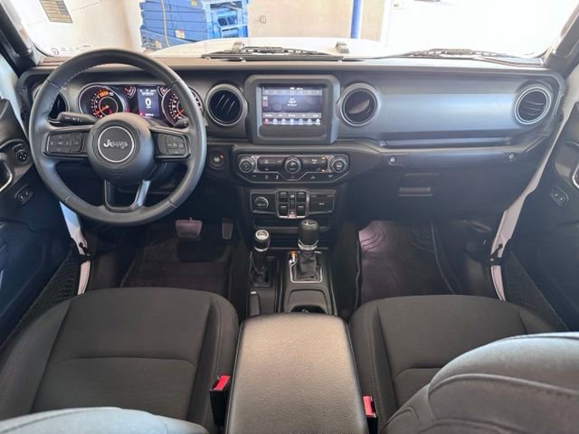 Used 2022 Jeep Gladiator Sport AWD/4WD image 11