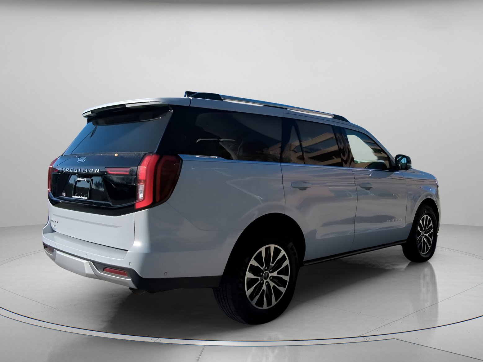 Certified 2025 Ford Expedition Platinum image 20