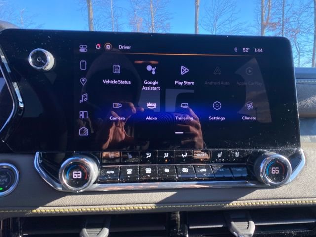 Used 2024 Chevrolet Colorado ZR2 w/ ZR2 Convenience Package III image 18