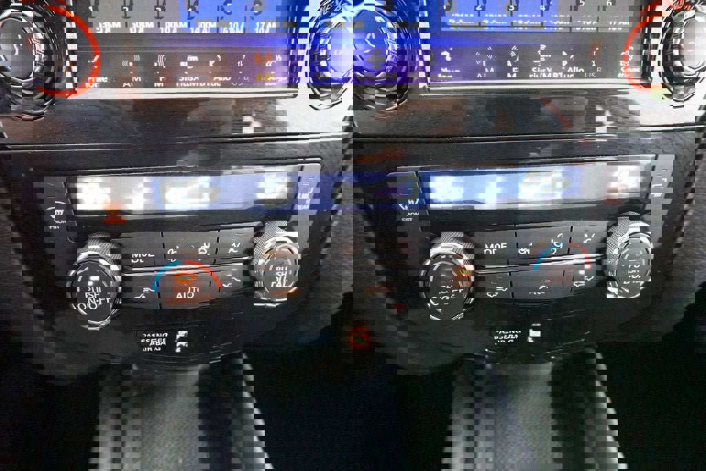 Used 2021 Nissan Rogue Sport SV image 19