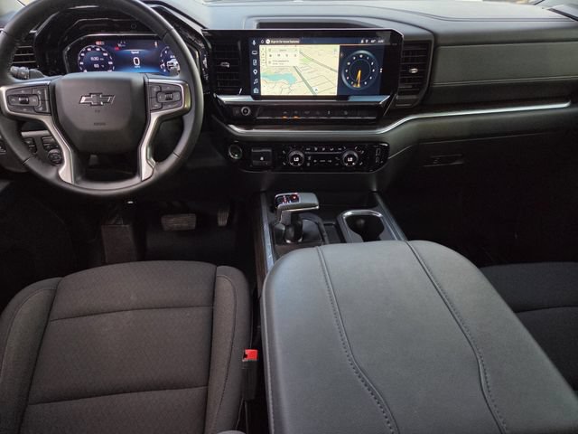 Used 2025 Chevrolet Silverado 1500 LT Trail Boss AWD/4WD image 8