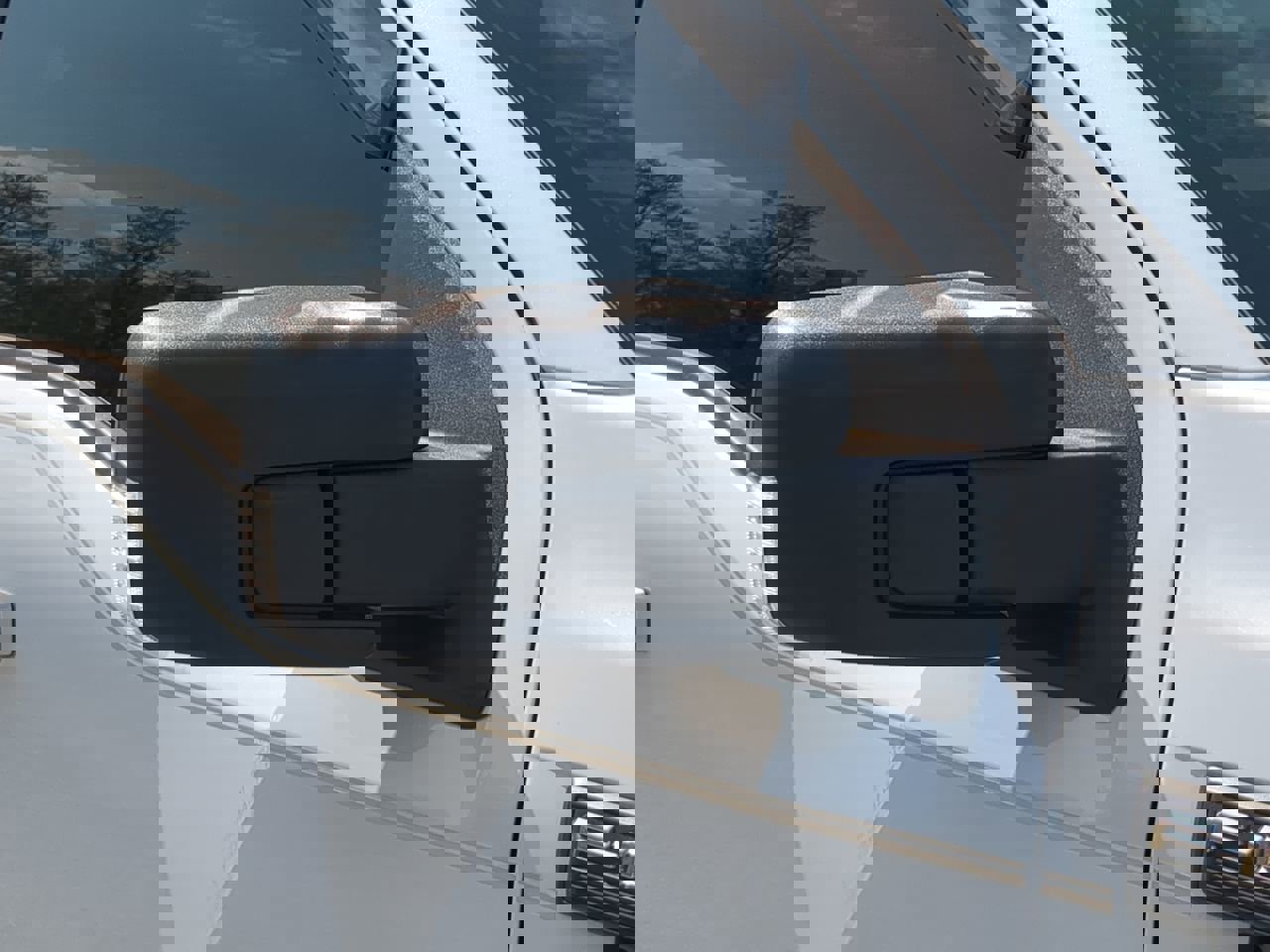 Certified 2022 Ford F150 XLT w/ Equipment Group 302A High image 10