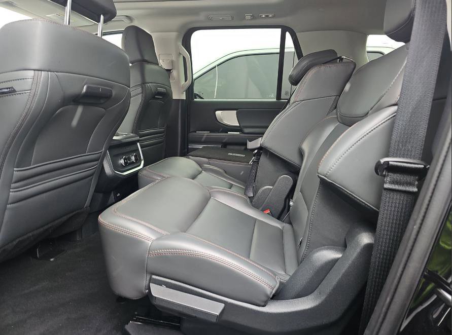 Certified 2025 Ford Expedition Max Active image 10