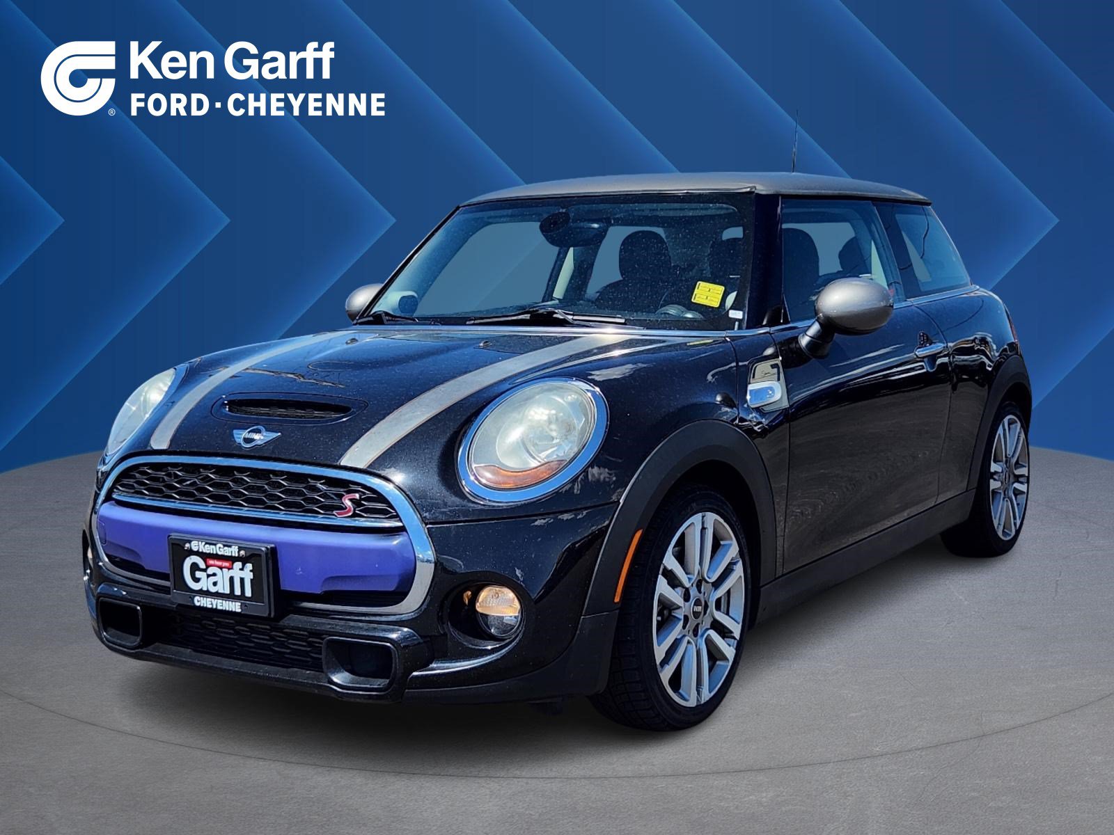 Used 2017 MINI Cooper S FWD image 1