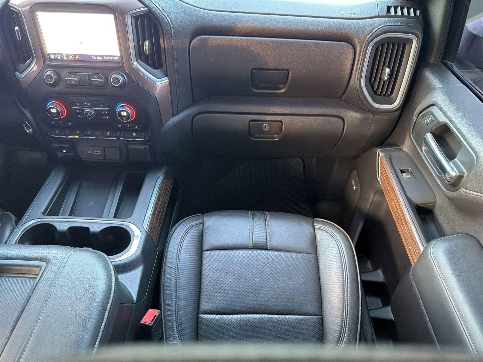 Used 2020 Chevrolet Silverado 2500 High Country w/ Technology Package image 22