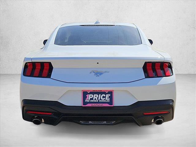 Certified 2025 Ford Mustang Coupe image 4