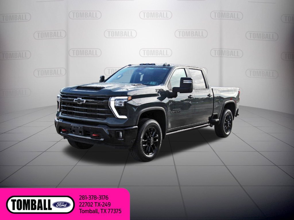 Used 2025 Chevrolet Silverado 2500 LTZ w/ Trail Boss Package AWD/4WD image 3