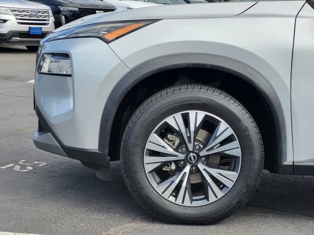 Used 2023 Nissan Rogue SV FWD image 9
