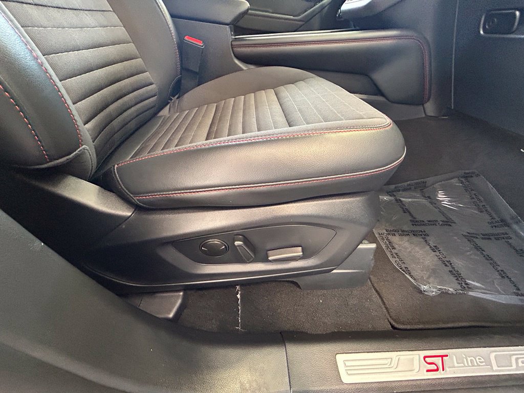 Certified 2026 Ford Explorer ST-Line w/ ST-Line Street Pack RWD image 24
