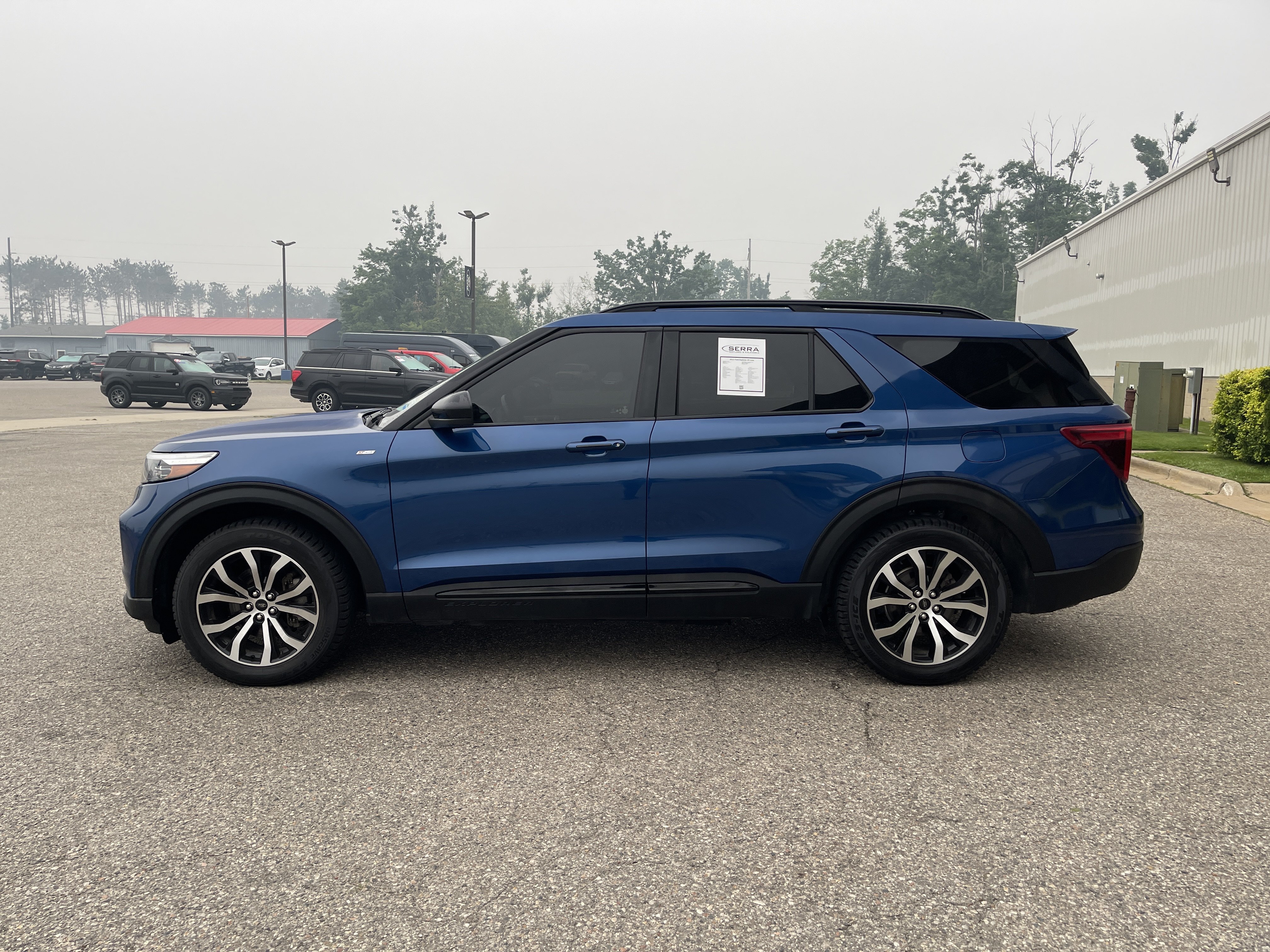 Certified 2022 Ford Explorer ST-Line w/ Class IV Trailer Tow Package AWD/4WD image 8