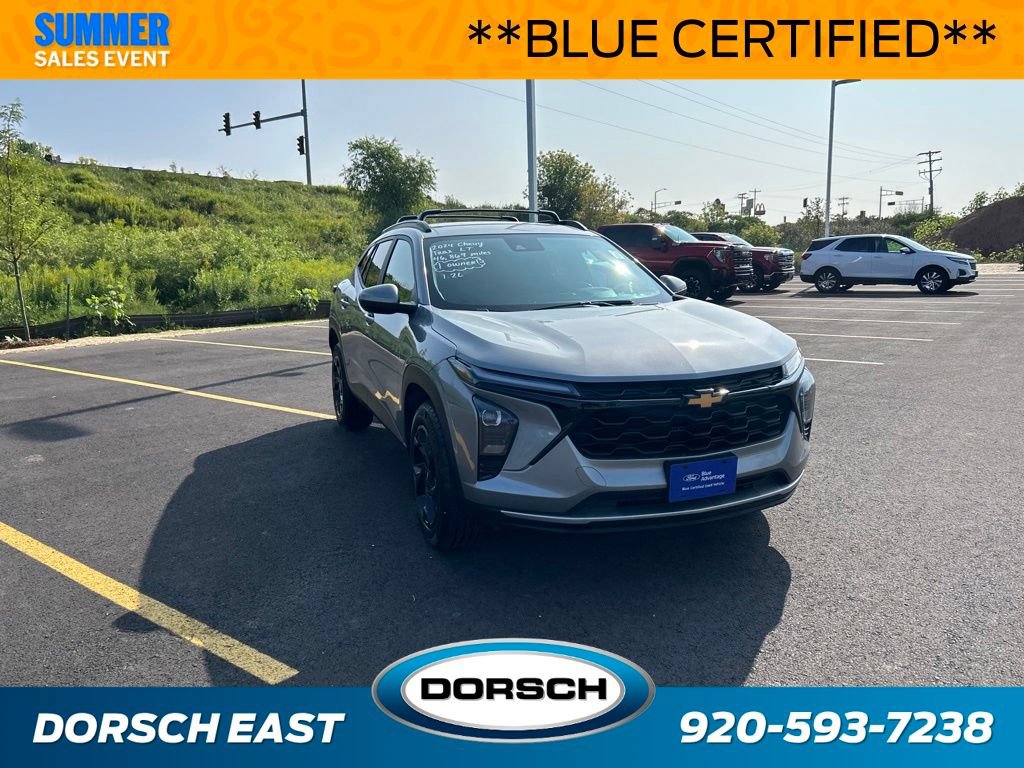 Used 2024 Chevrolet Trax LT w/ Driver Confidence Package FWD image 4