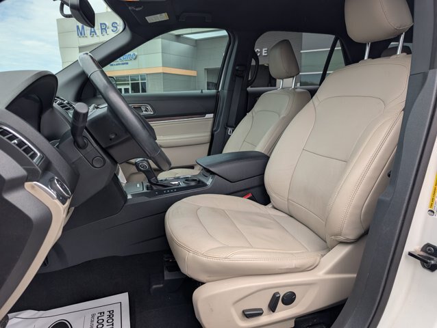 Certified 2019 Ford Explorer Limited FWD image 10