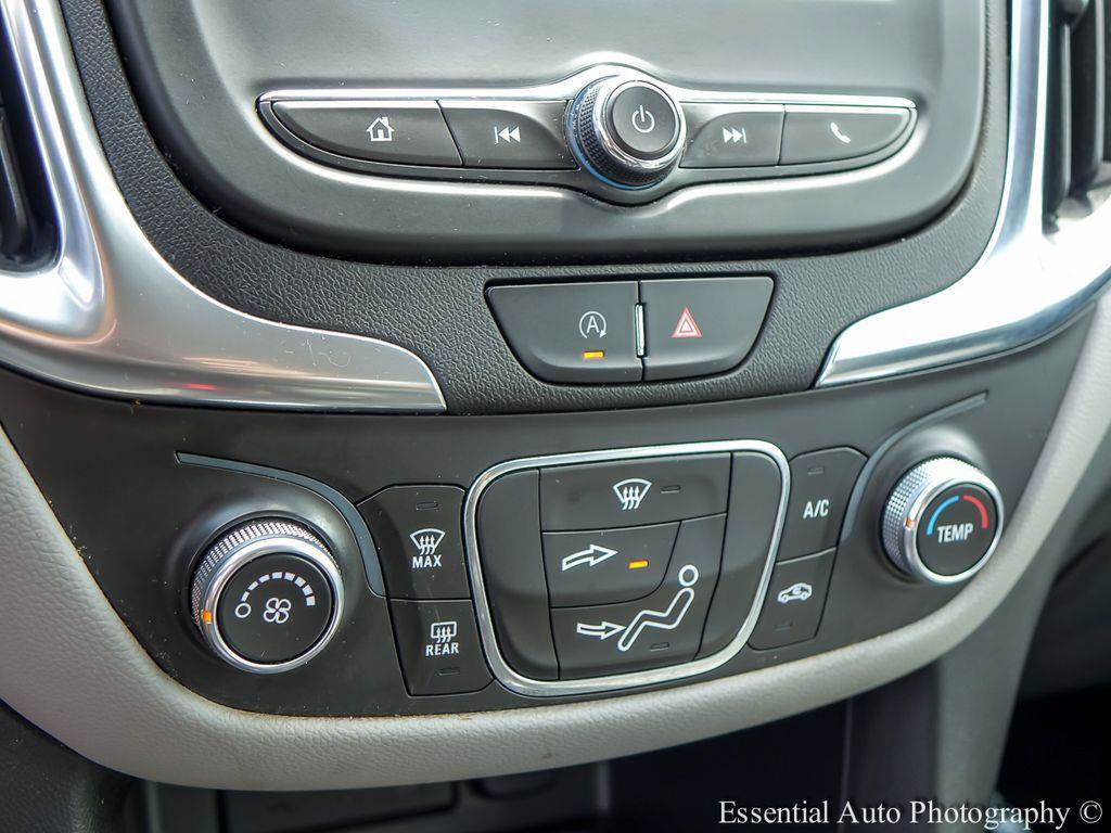 Used 2022 Chevrolet Equinox LS AWD/4WD image 16