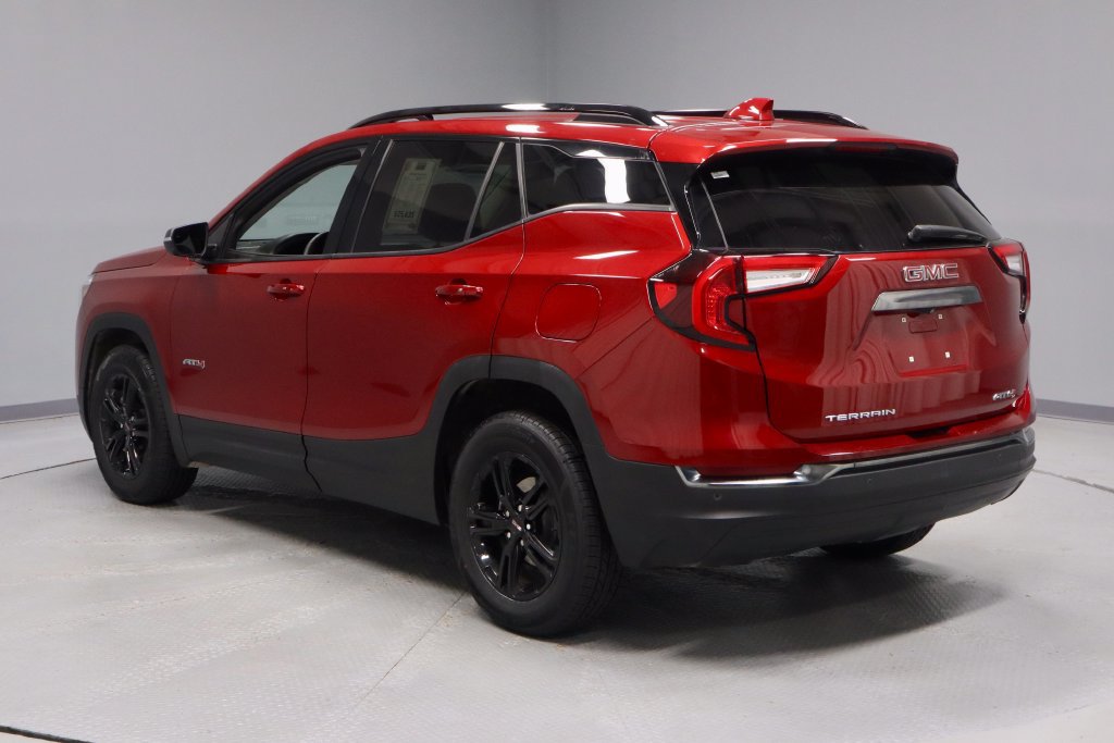 Used 2024 GMC Terrain AT4 w/ LPO, Floor Liner Package AWD/4WD image 9