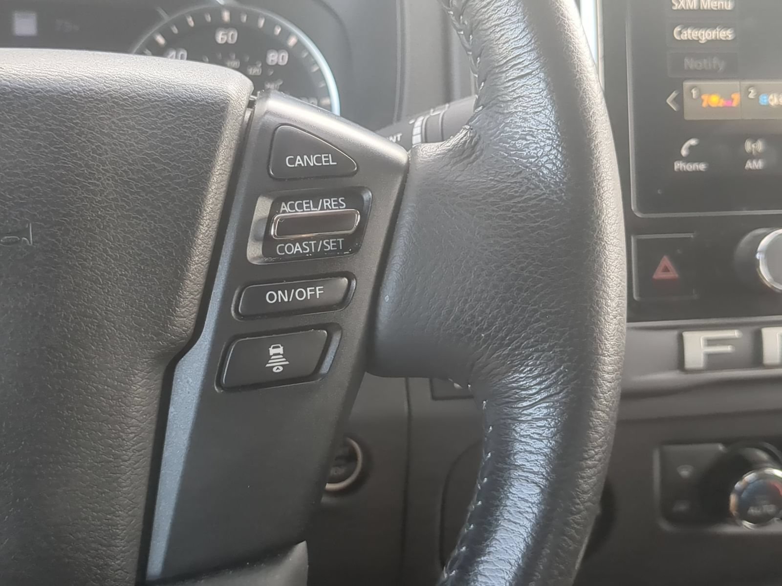Used 2025 Nissan Frontier SL AWD/4WD image 18