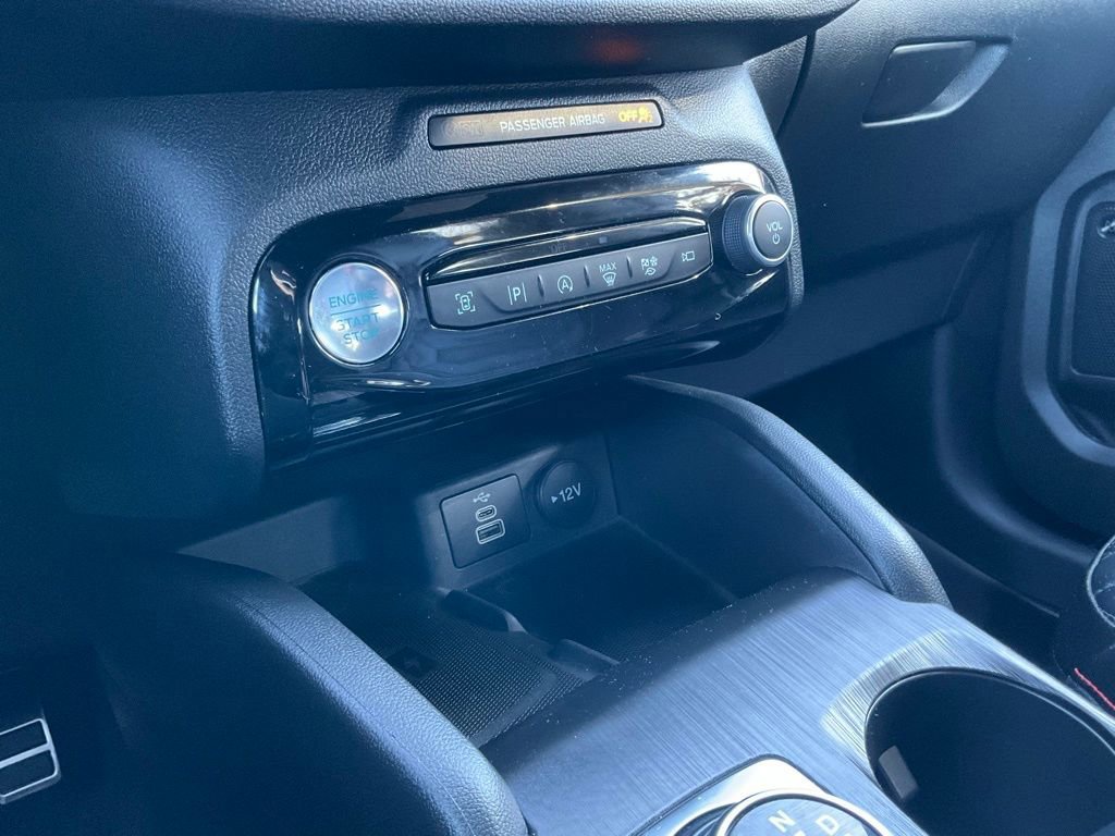 Certified 2024 Ford Escape ST-Line Elite w/ Premium Technology Package image 52