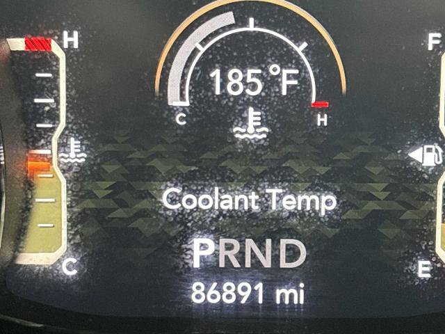 Used 2018 Jeep Wrangler Unlimited Rubicon w/ LED Lighting Group AWD/4WD image 5