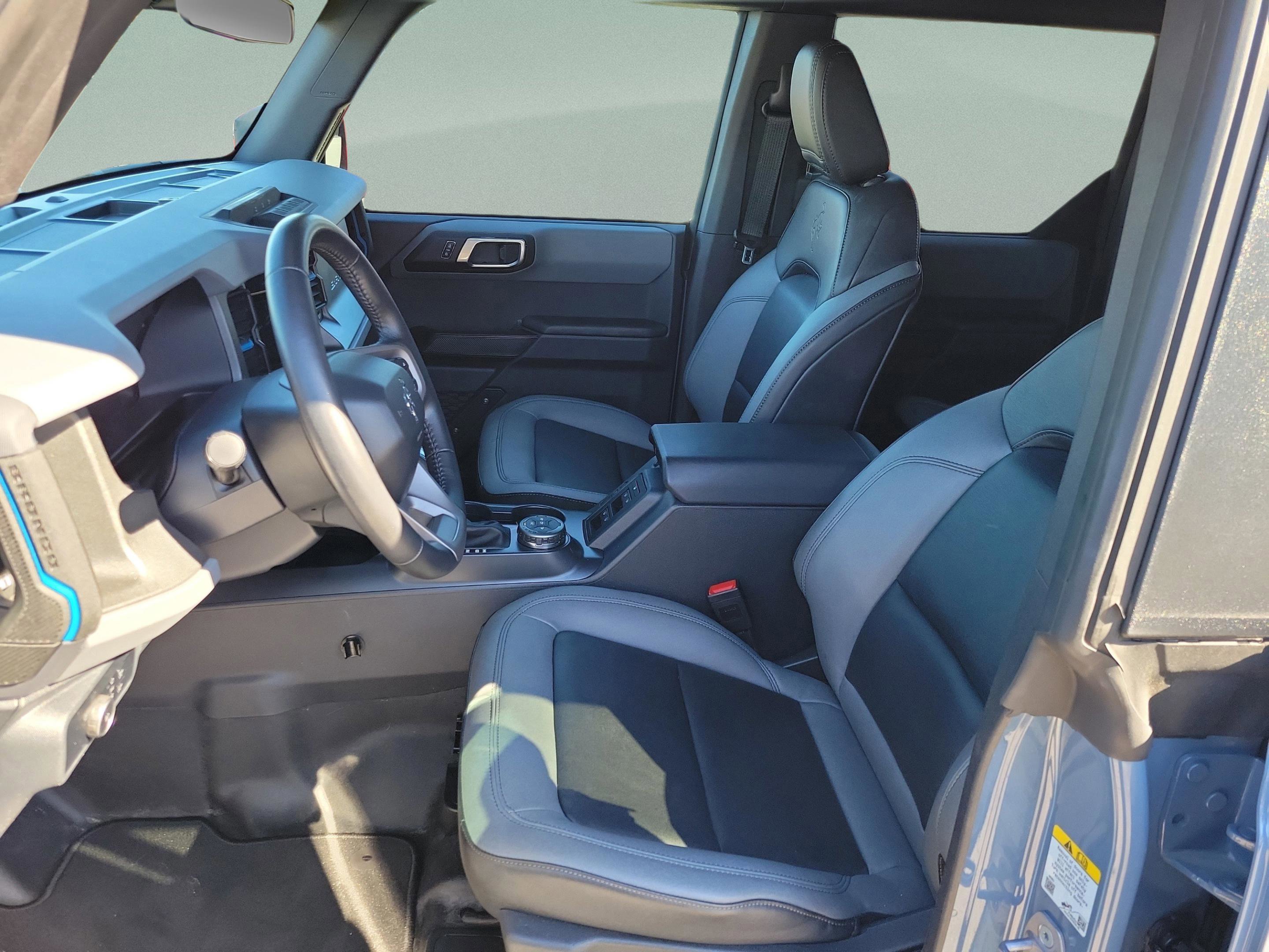 Certified 2024 Ford Bronco Black Diamond image 26