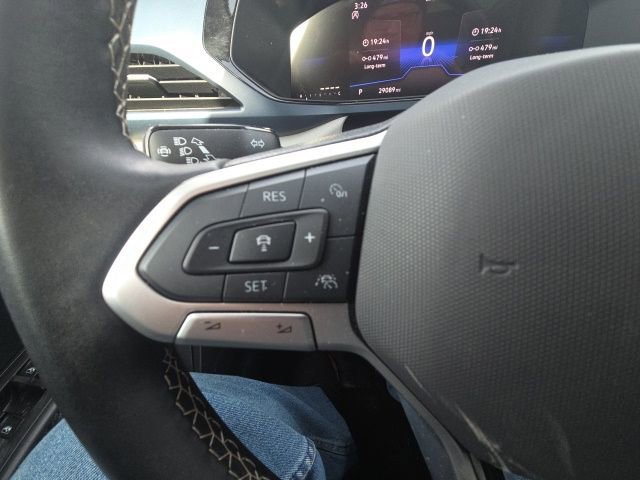 Used 2024 Volkswagen Taos SE image 42