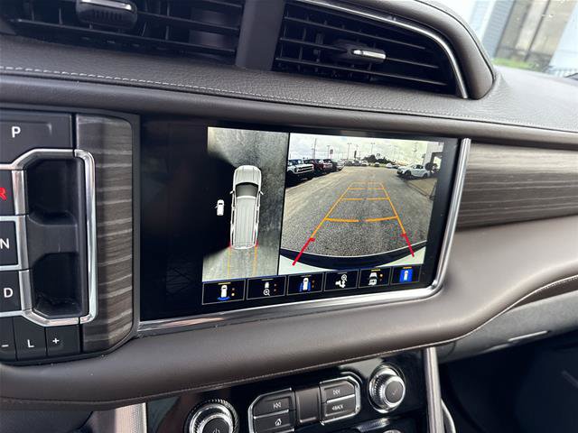 Used 2023 GMC Yukon Denali RWD image 9
