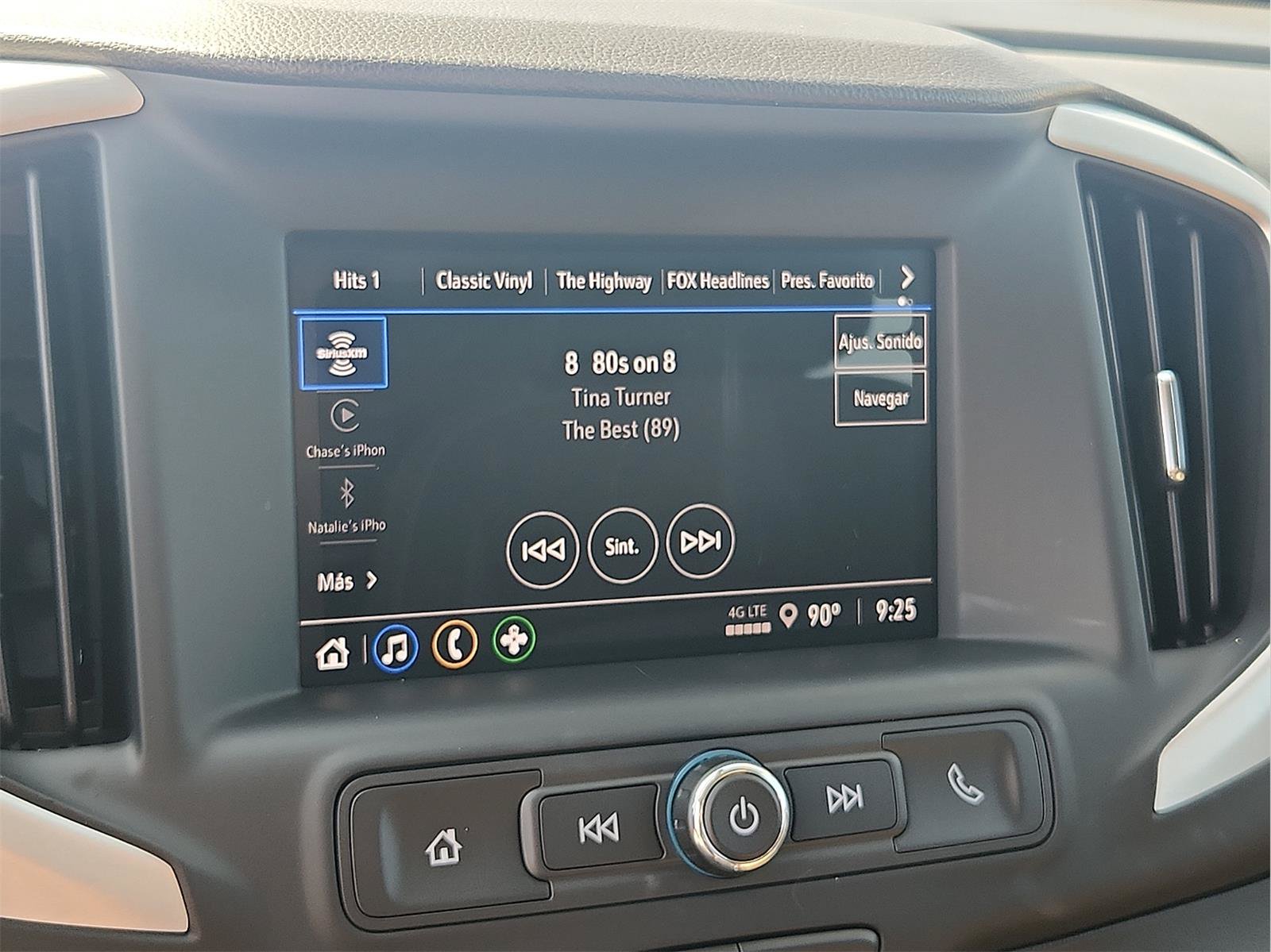 Used 2023 GMC Terrain SLE w/ Driver Convenience Package AWD/4WD image 14