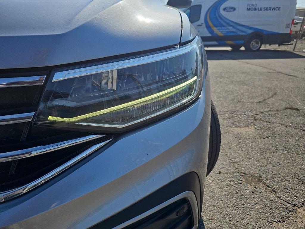 Used 2023 Volkswagen Tiguan SE FWD image 30