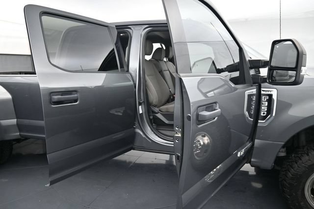 Certified 2022 Ford F350 XLT AWD/4WD image 30