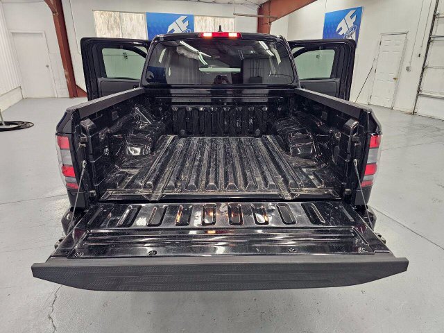Used 2024 Nissan Frontier SV w/ Technology Package AWD/4WD image 31