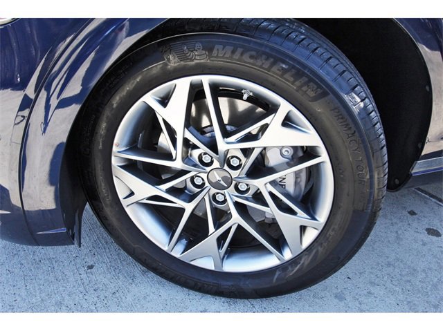 Used 2023 Genesis GV70 2.5T w/ Advanced Package image 31