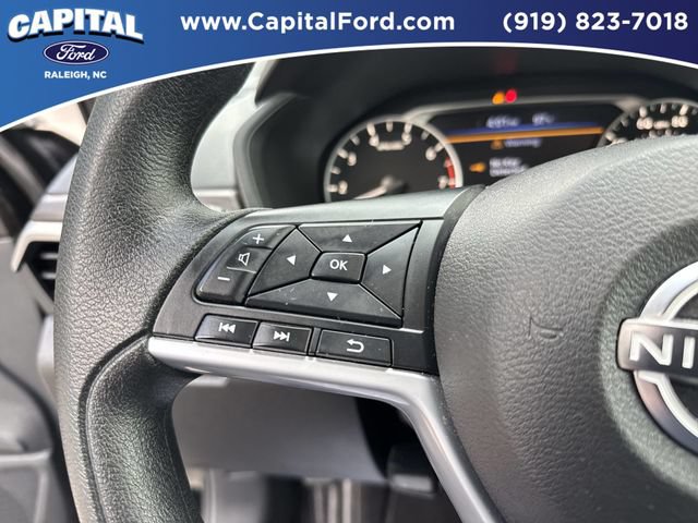 Used 2025 Nissan Altima 2.5 SV FWD image 22