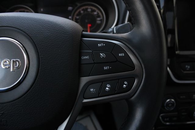 Used 2021 Jeep Cherokee Limited AWD/4WD image 13