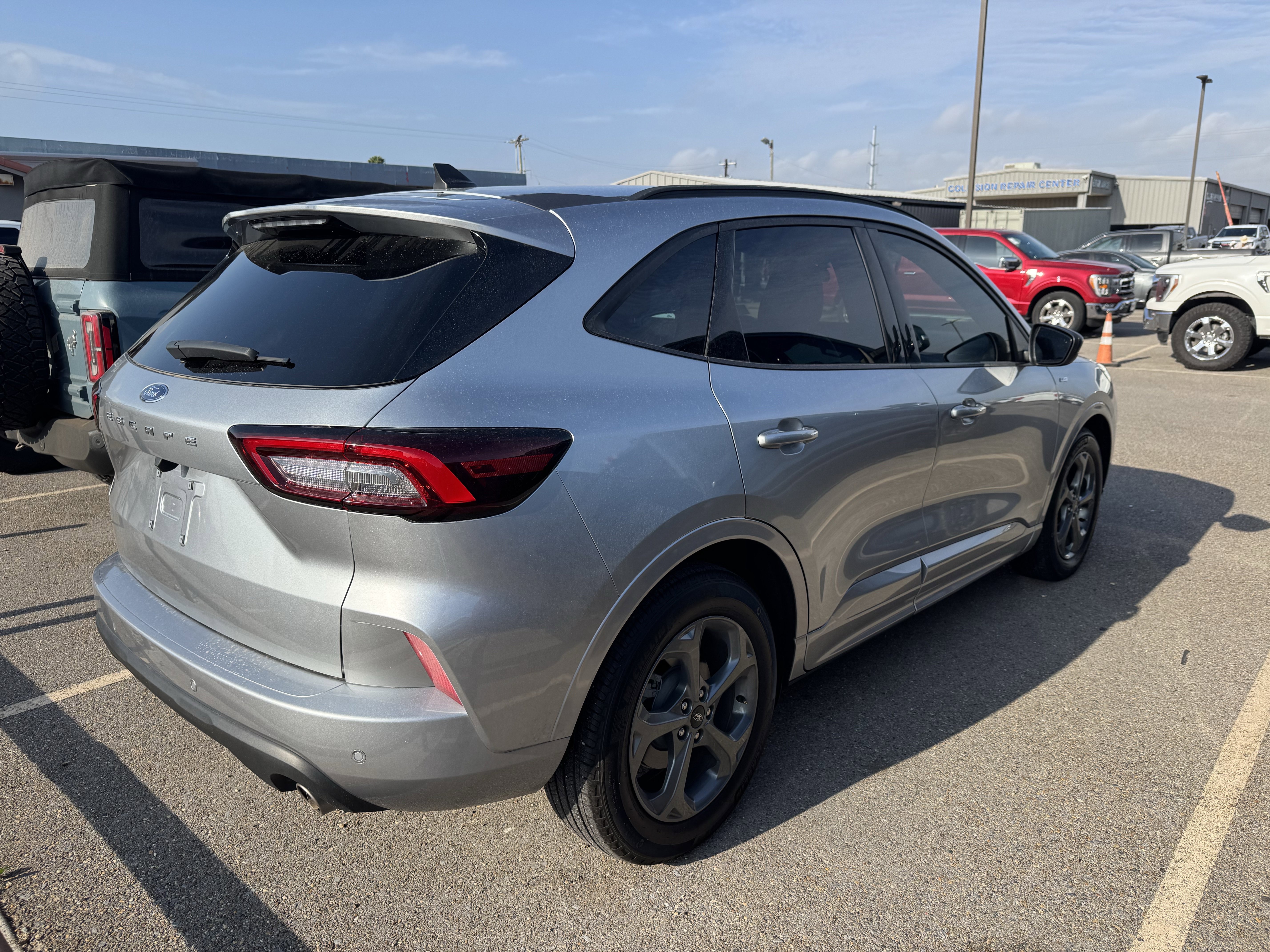 Certified 2023 Ford Escape ST-Line w/ Tech Pack #1 image 8