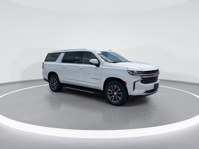 Used 2024 Chevrolet Suburban LT w/ Luxury Package AWD/4WD image 1