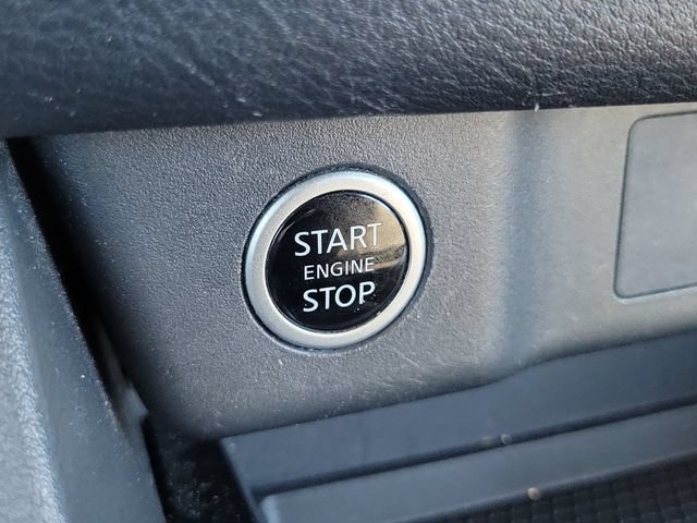 Used 2023 Nissan Rogue SV w/ SV Premium B Package FWD image 30