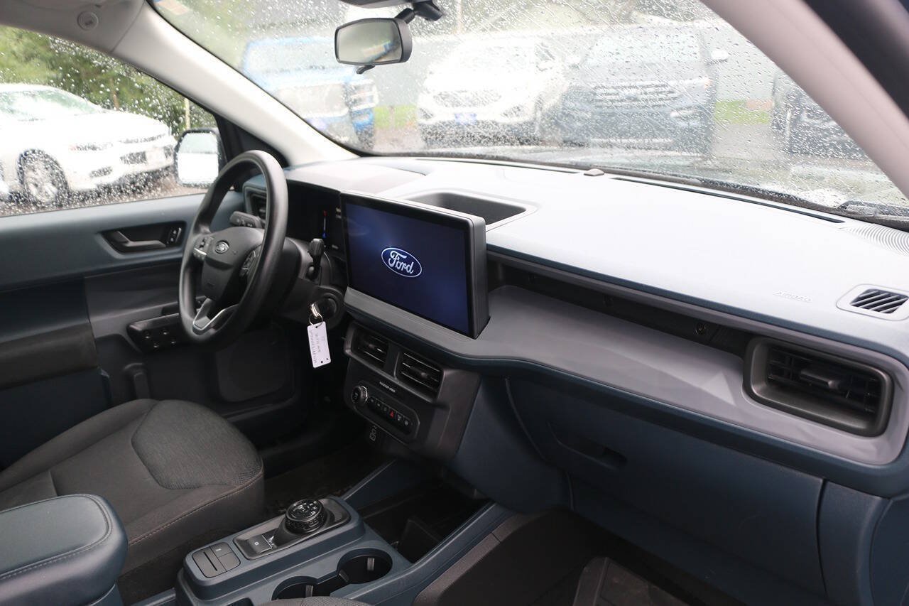 Certified 2025 Ford Maverick XL FWD image 25