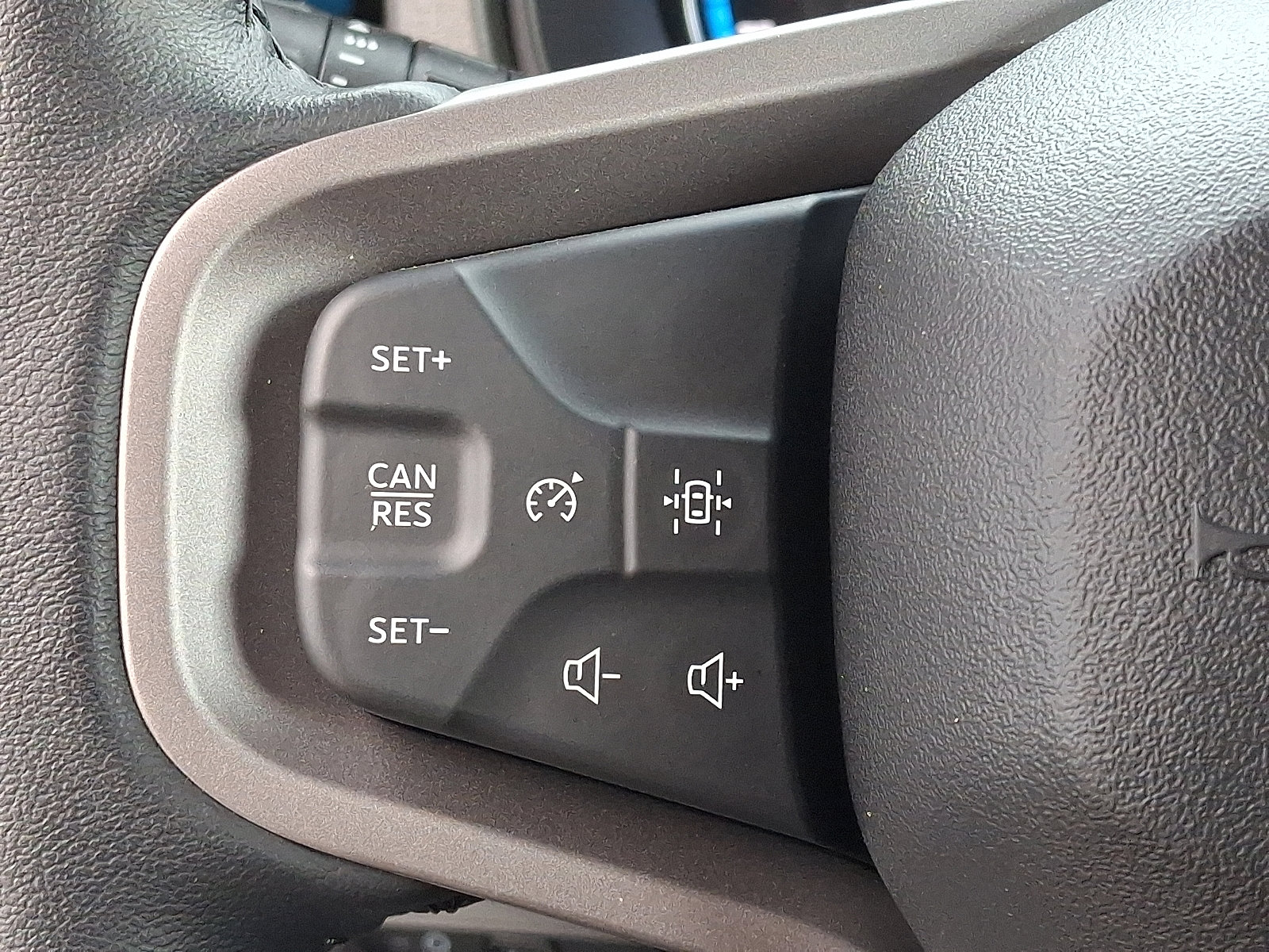 Certified 2024 Ford Bronco Black Diamond image 23