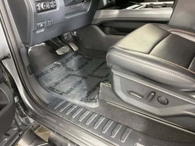 Certified 2025 Ford F350 Lariat w/ FX4 Off-Road Package AWD/4WD image 18