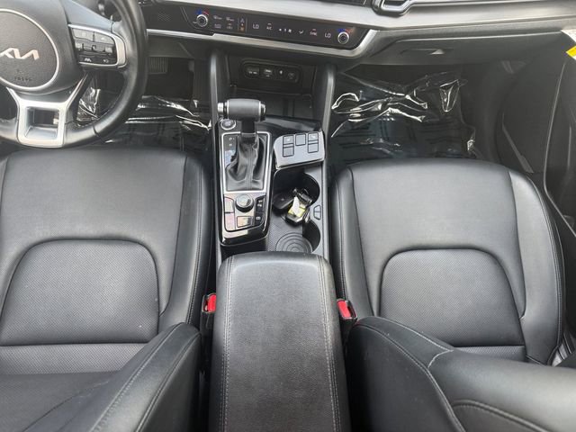 Used 2023 Kia Sportage EX FWD image 6