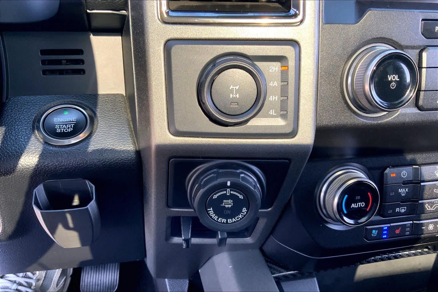 Certified 2019 Ford F150 Raptor w/ Equipment Group 802A Luxury AWD/4WD image 32