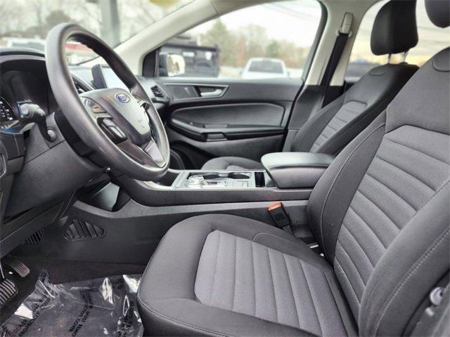 Certified 2022 Ford Edge SE w/ Black Appearance Package image 18
