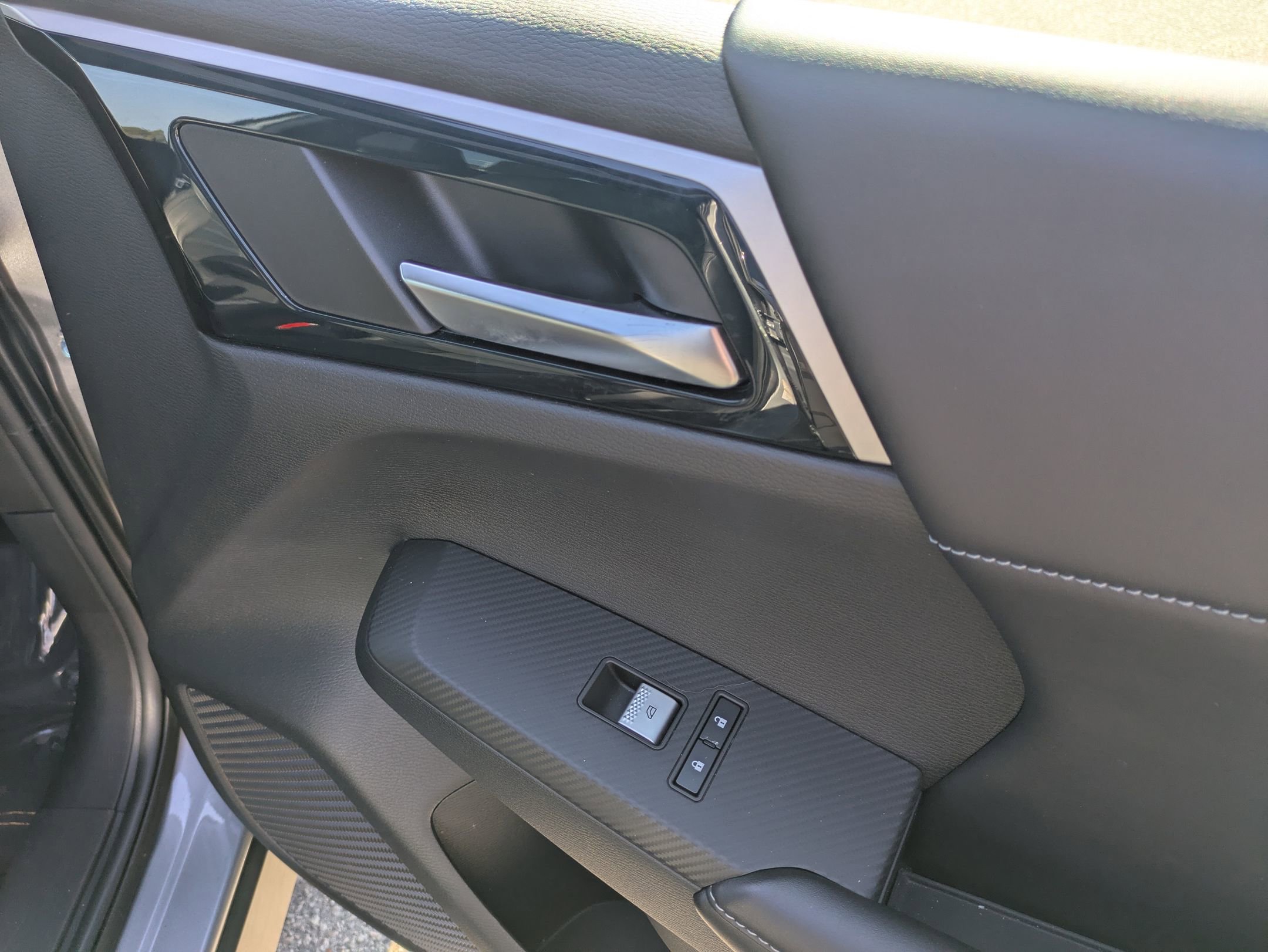 Used 2022 Mitsubishi Outlander SE image 34